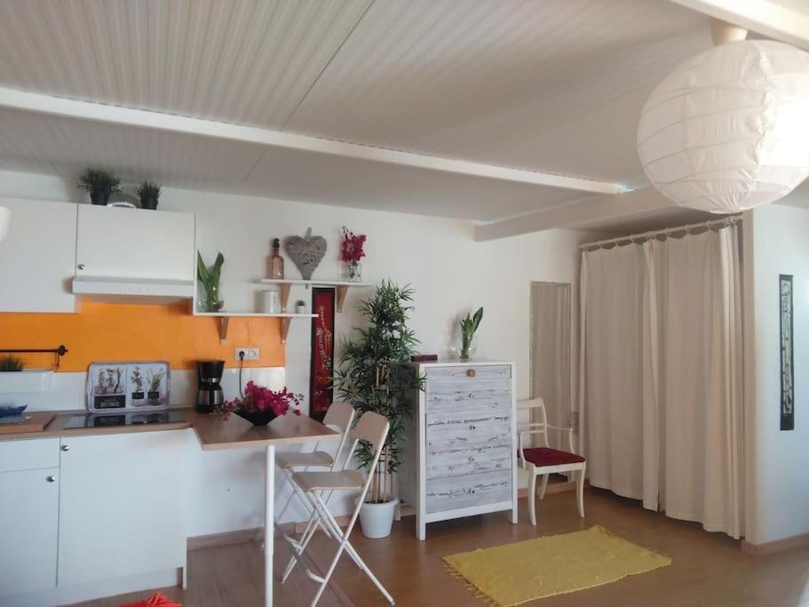 Apartment Shangri-la 2 *