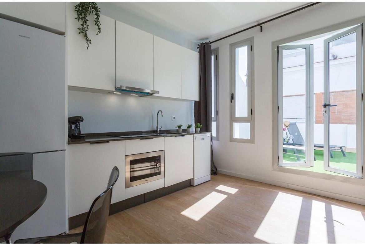 Atico Moderno Apartment