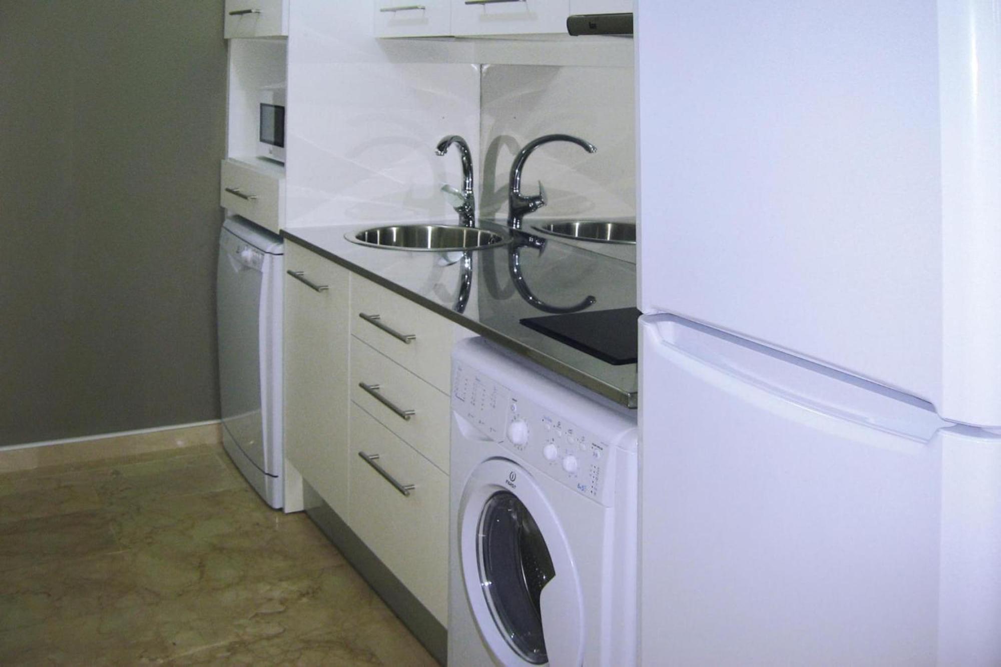 Apartment In La Escala With Air Conditioning