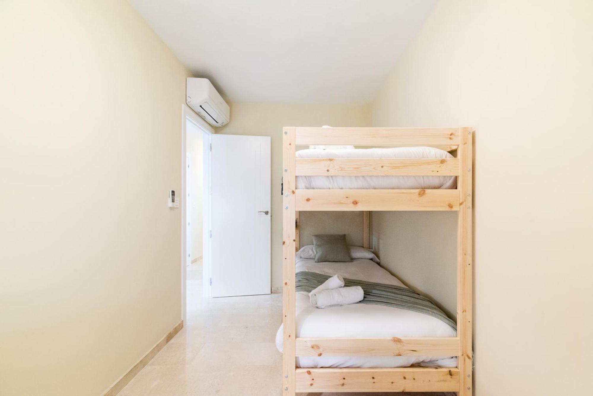 Centrico Apartment *