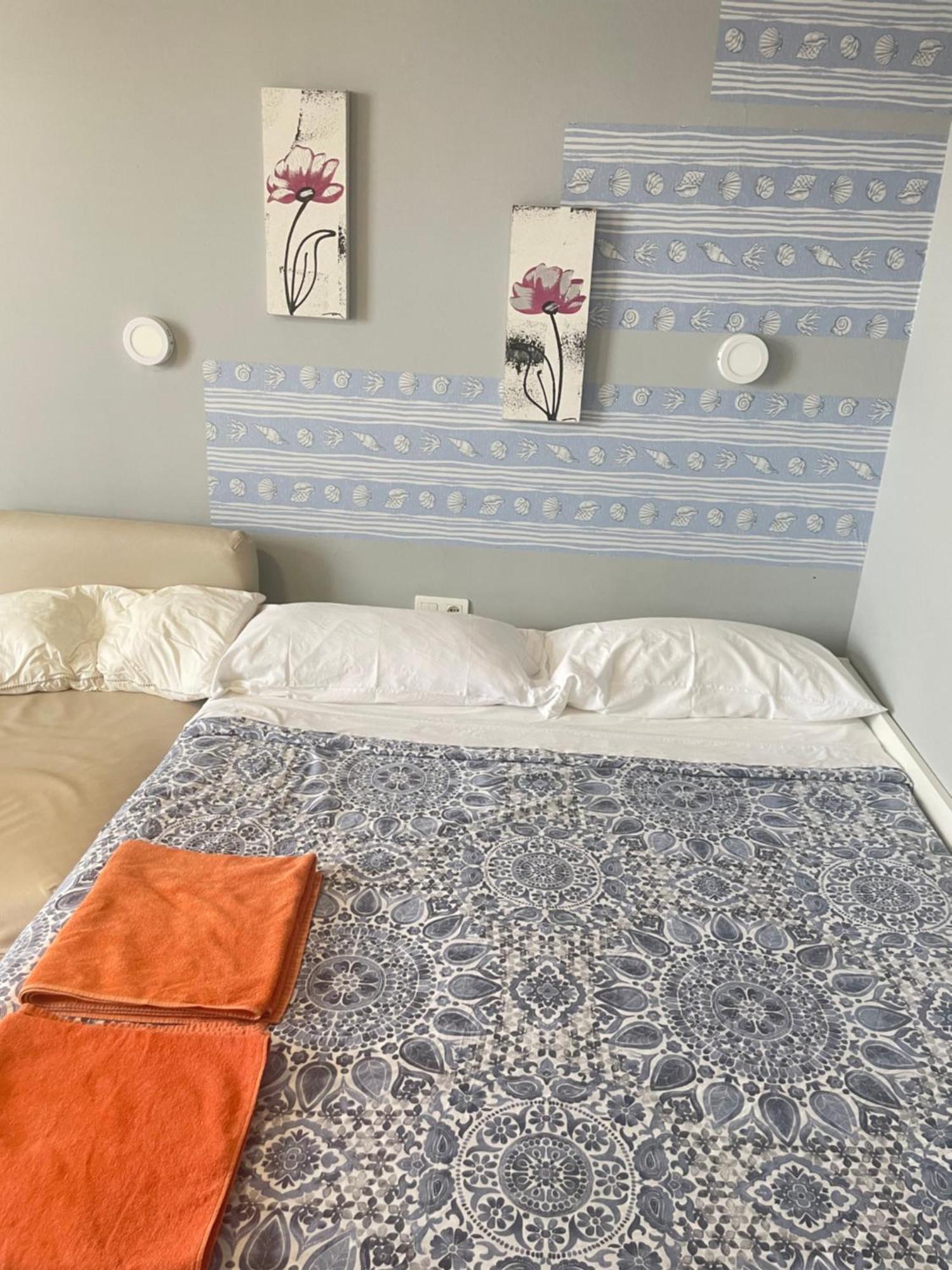 Bed & Breakfast ,apartamento-estudio Primera Linea De Playa *