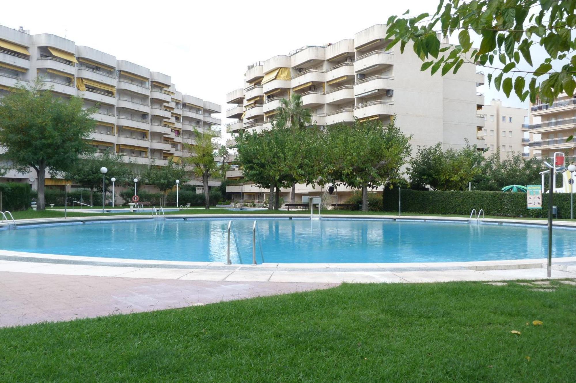 Delux Salou