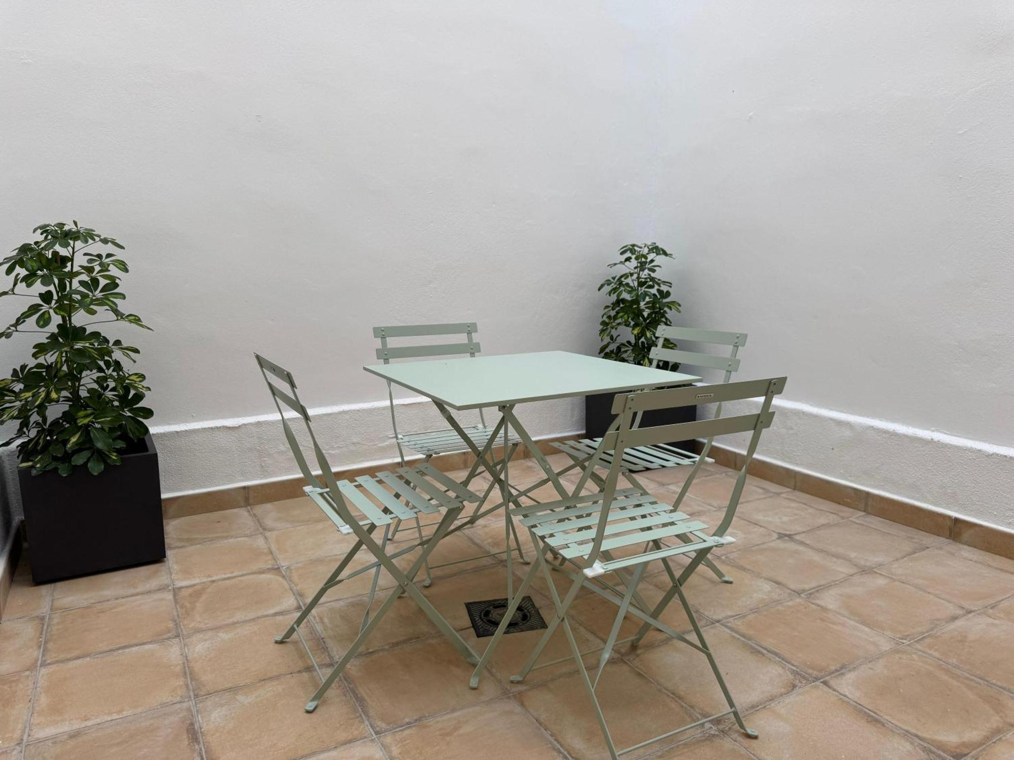 Patio De La Calleja Apartment