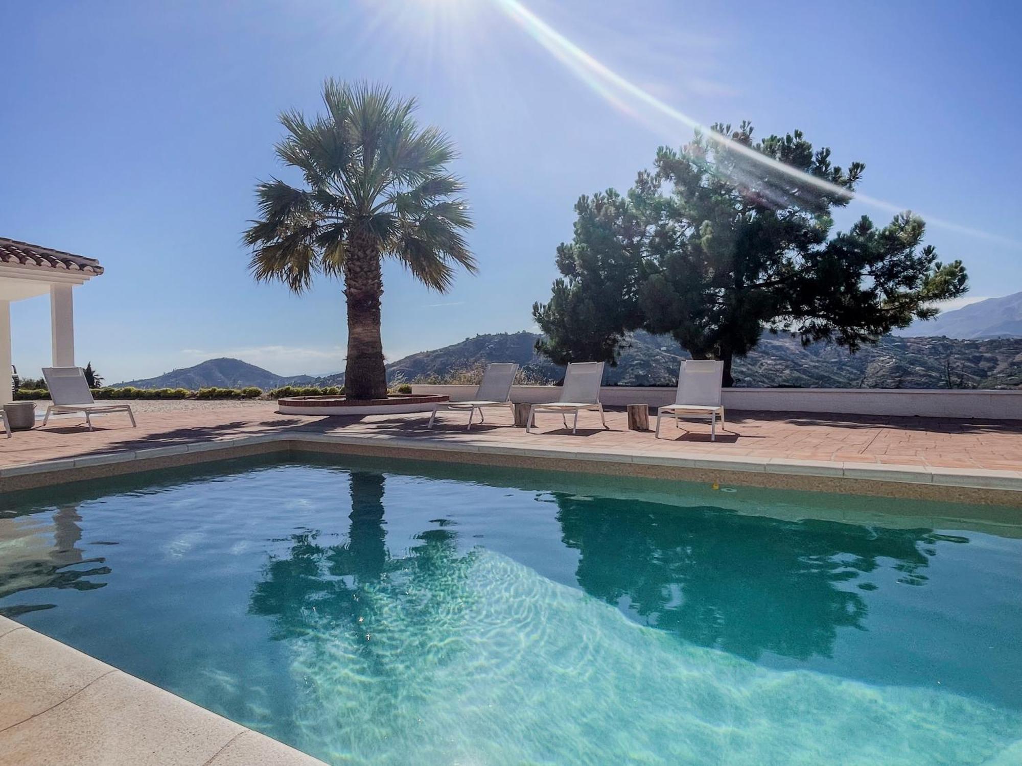 Villa Luxury - Breathtaking Views - Hot Tub - 15' To *