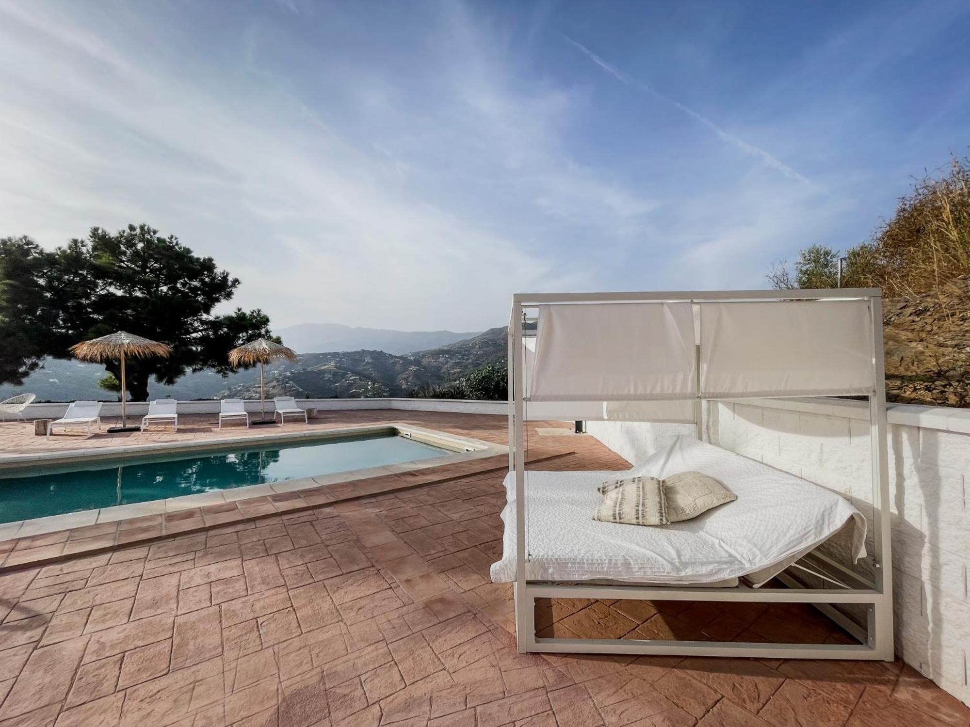Luxury - Breathtaking Views - Hot Tub - 15' To Villa