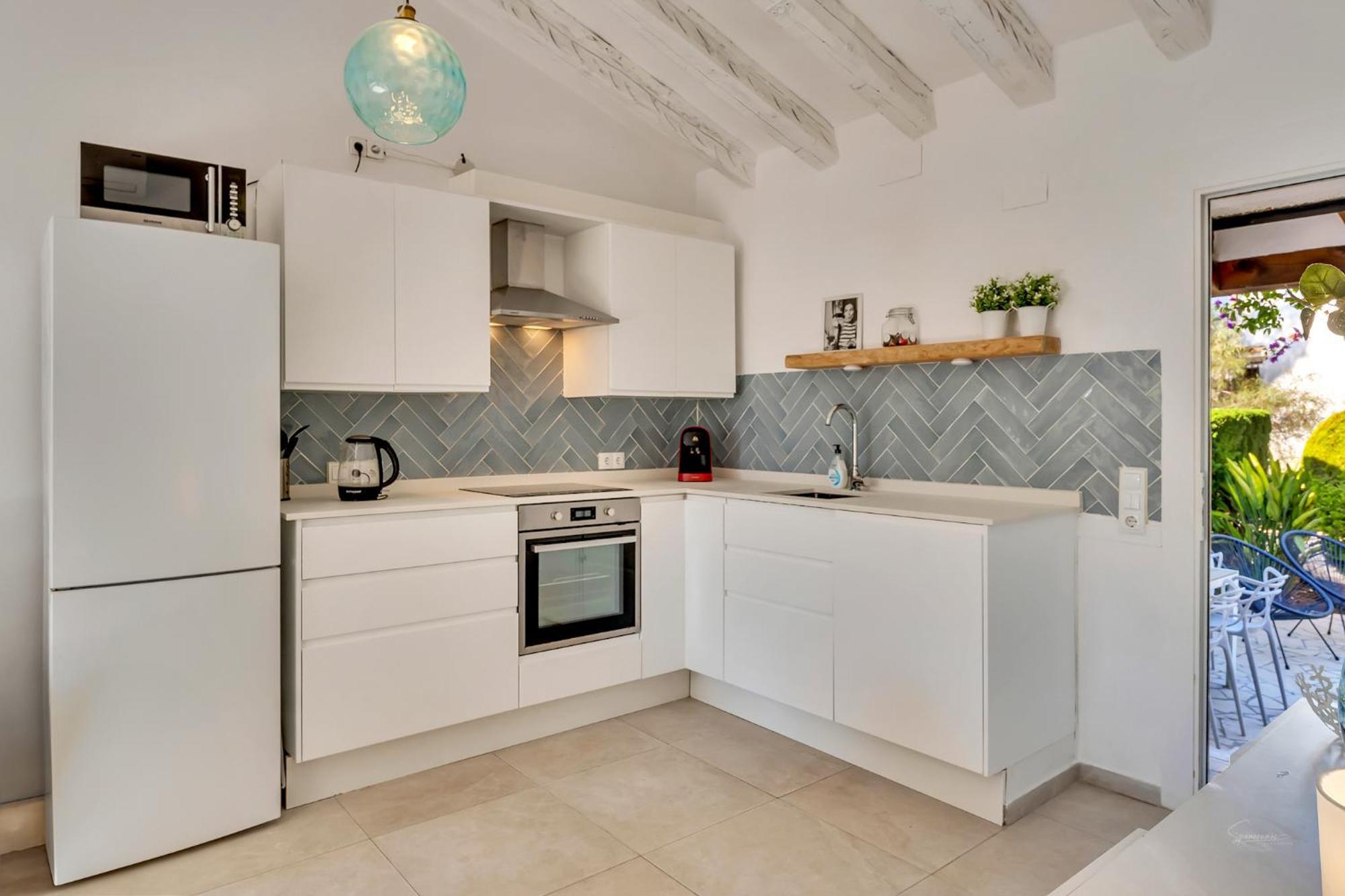 Marquerite Moraira, 5 Minutes From Villa