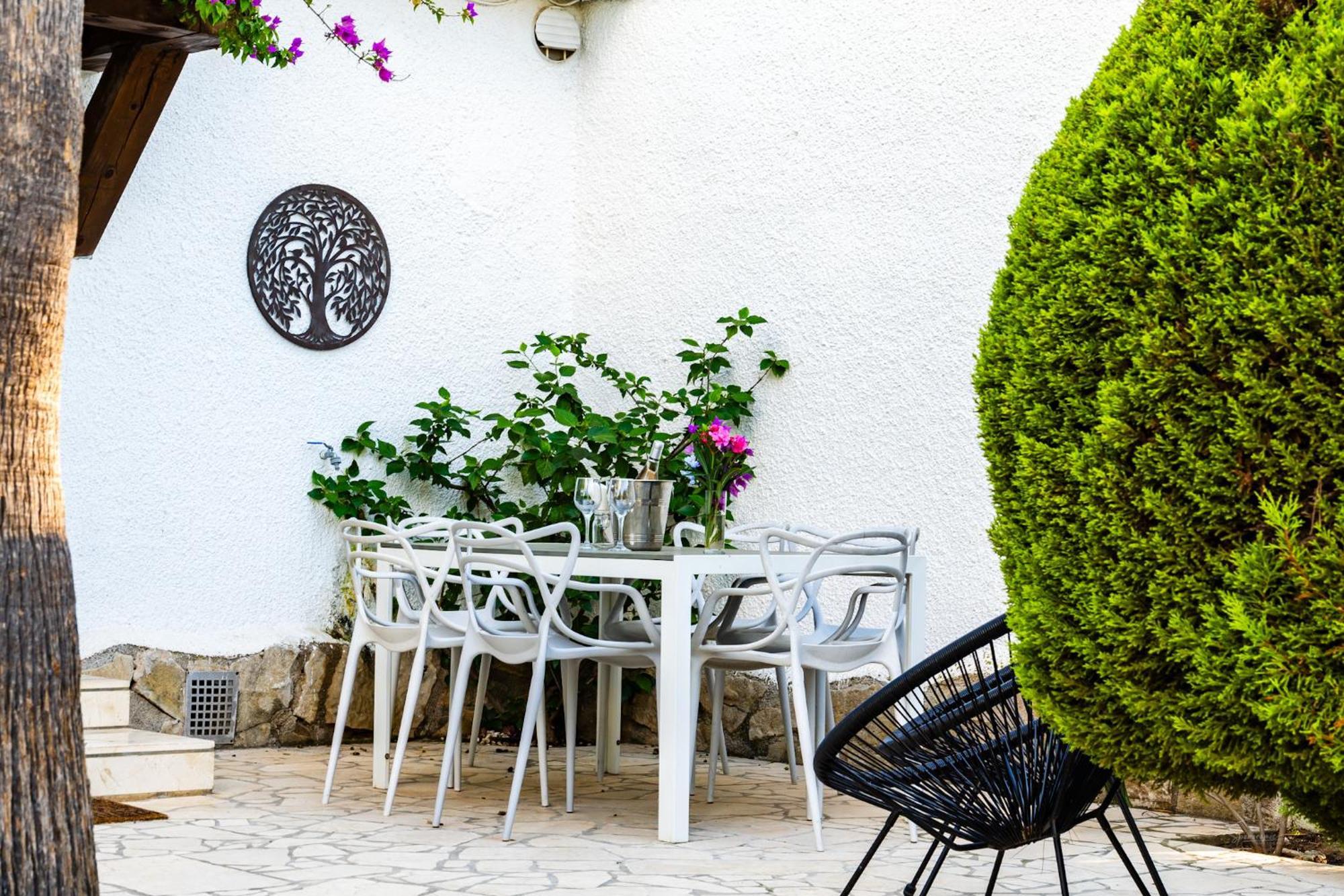 Villa Marquerite Moraira, 5 Minutes From Teulada