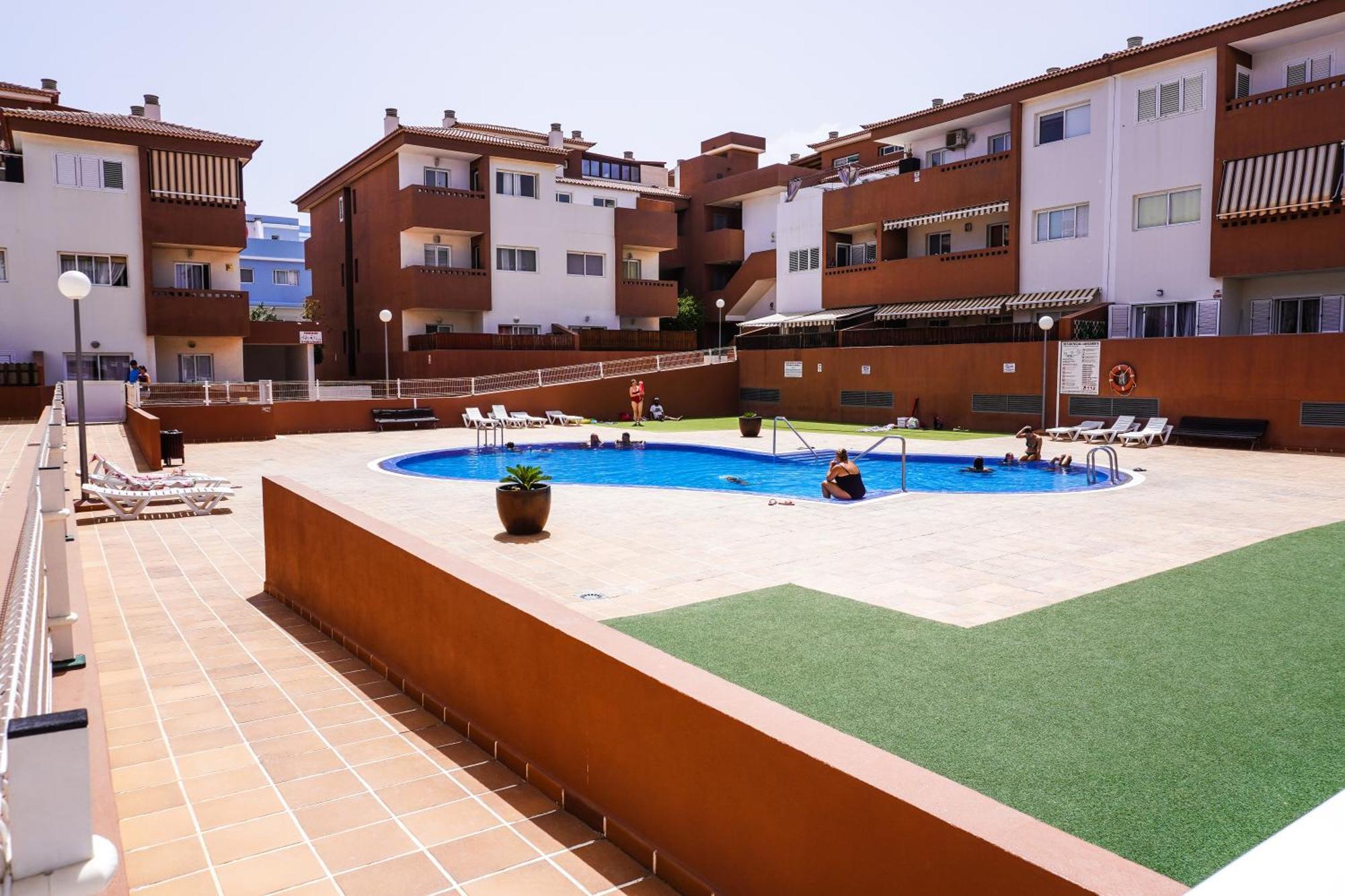 Apartment Comfortable Duplex With Garage And Working Space *