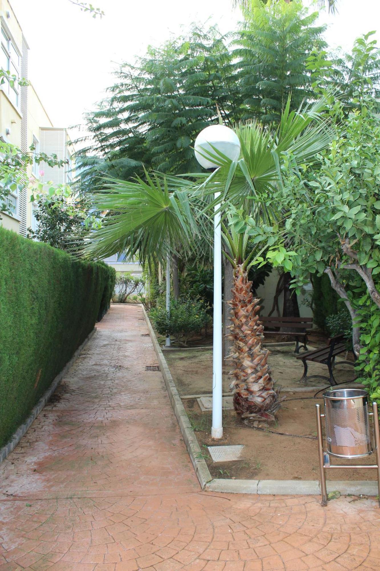 Apto En Con Terraza, Piscina, Parking Y Wifi Gratis Apartment
