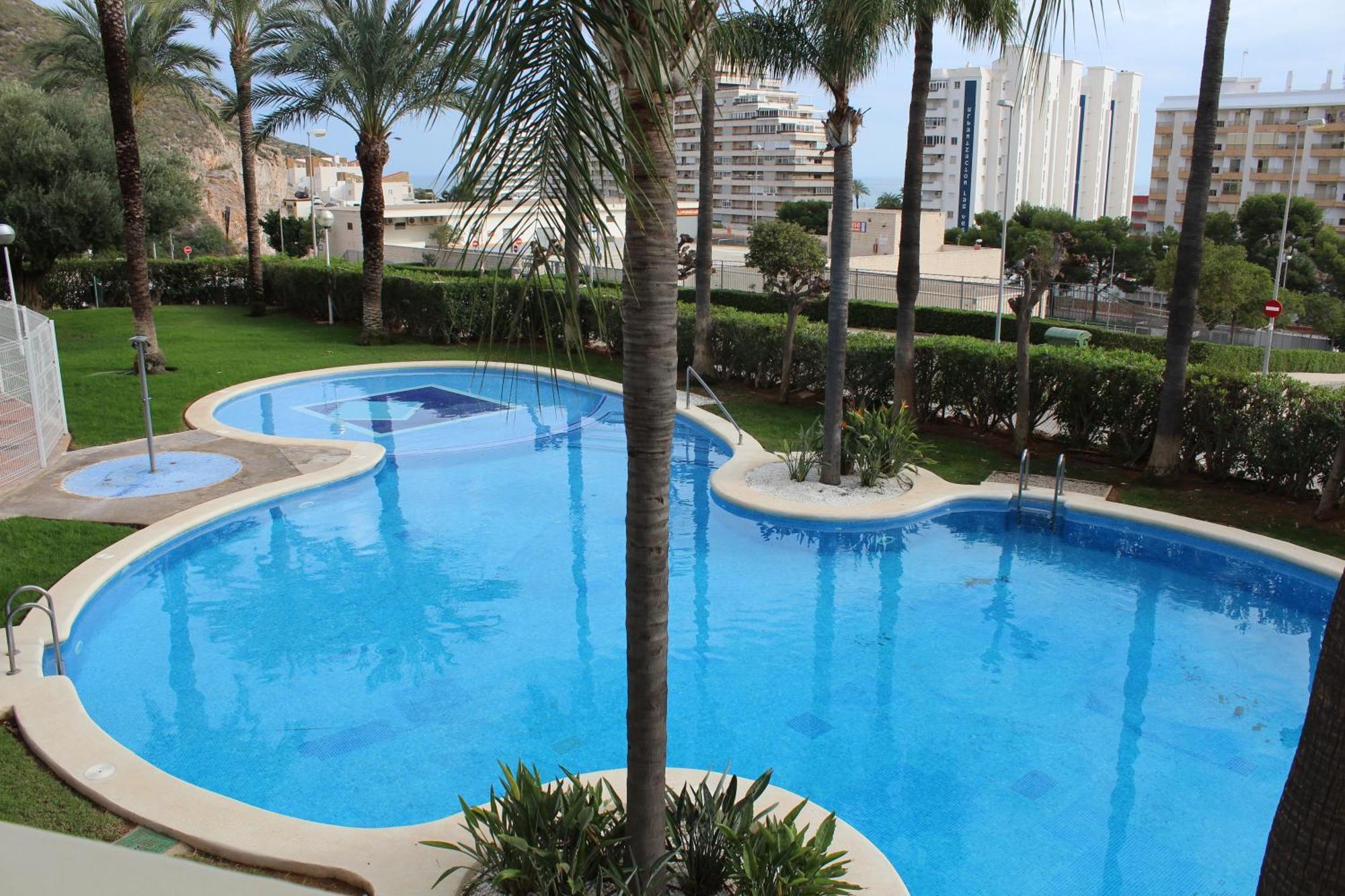 Apto En Con Terraza, Piscina, Parking Y Wifi Gratis Apartment *