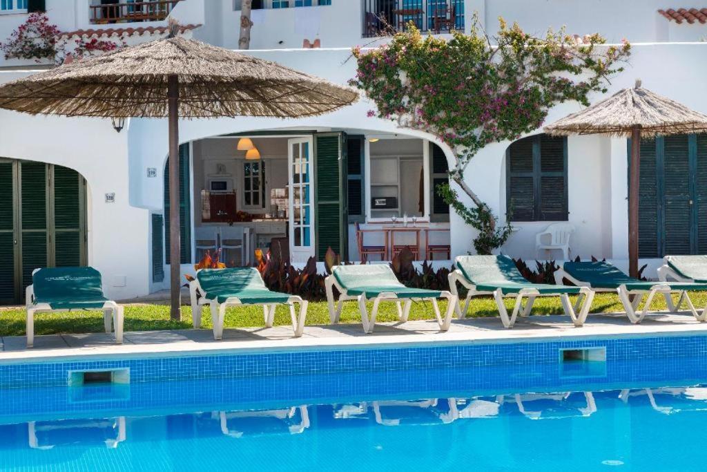 Apartahotel Fergus Club Carema Splash