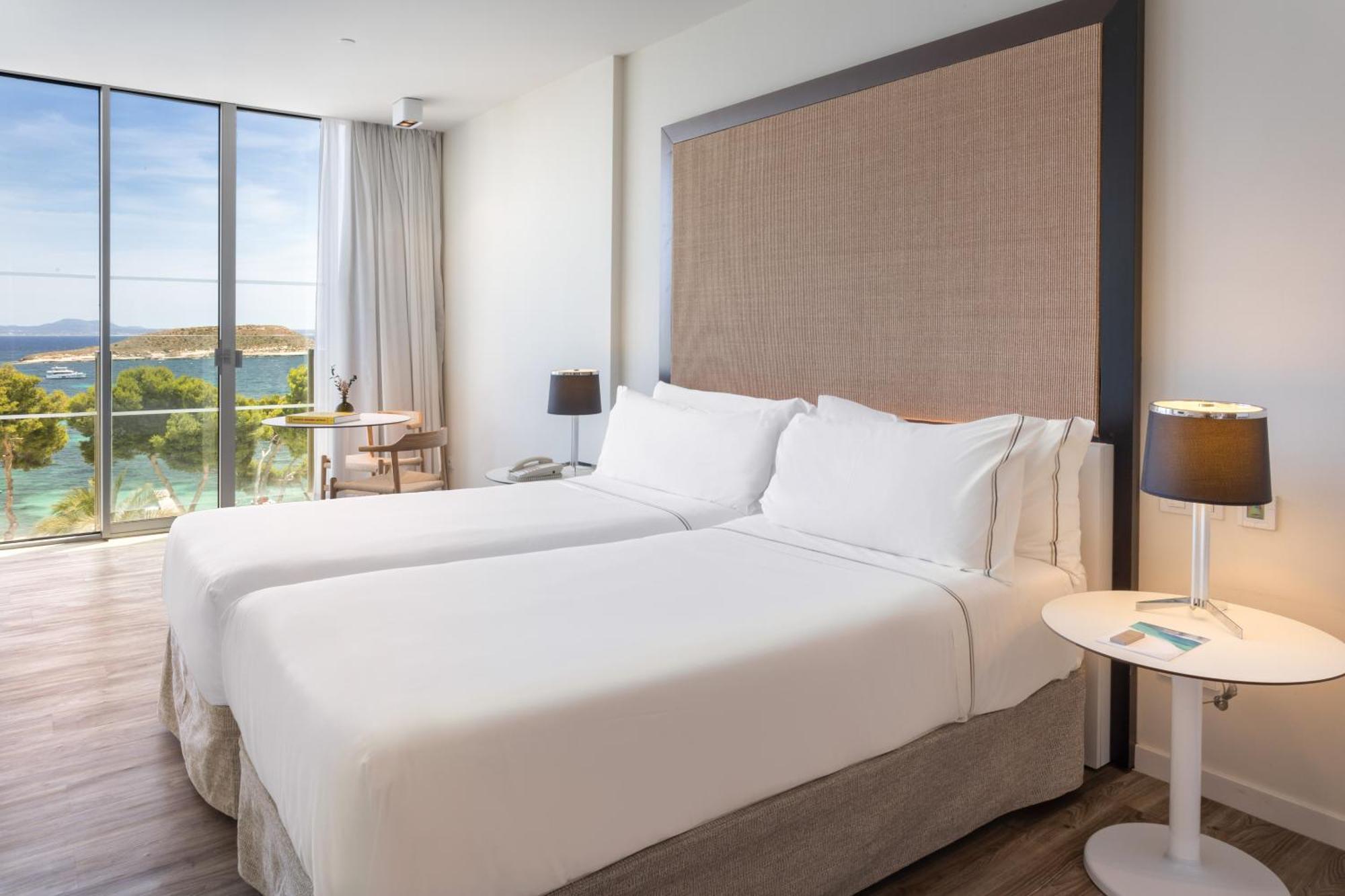 Hotel Meliá South 4*