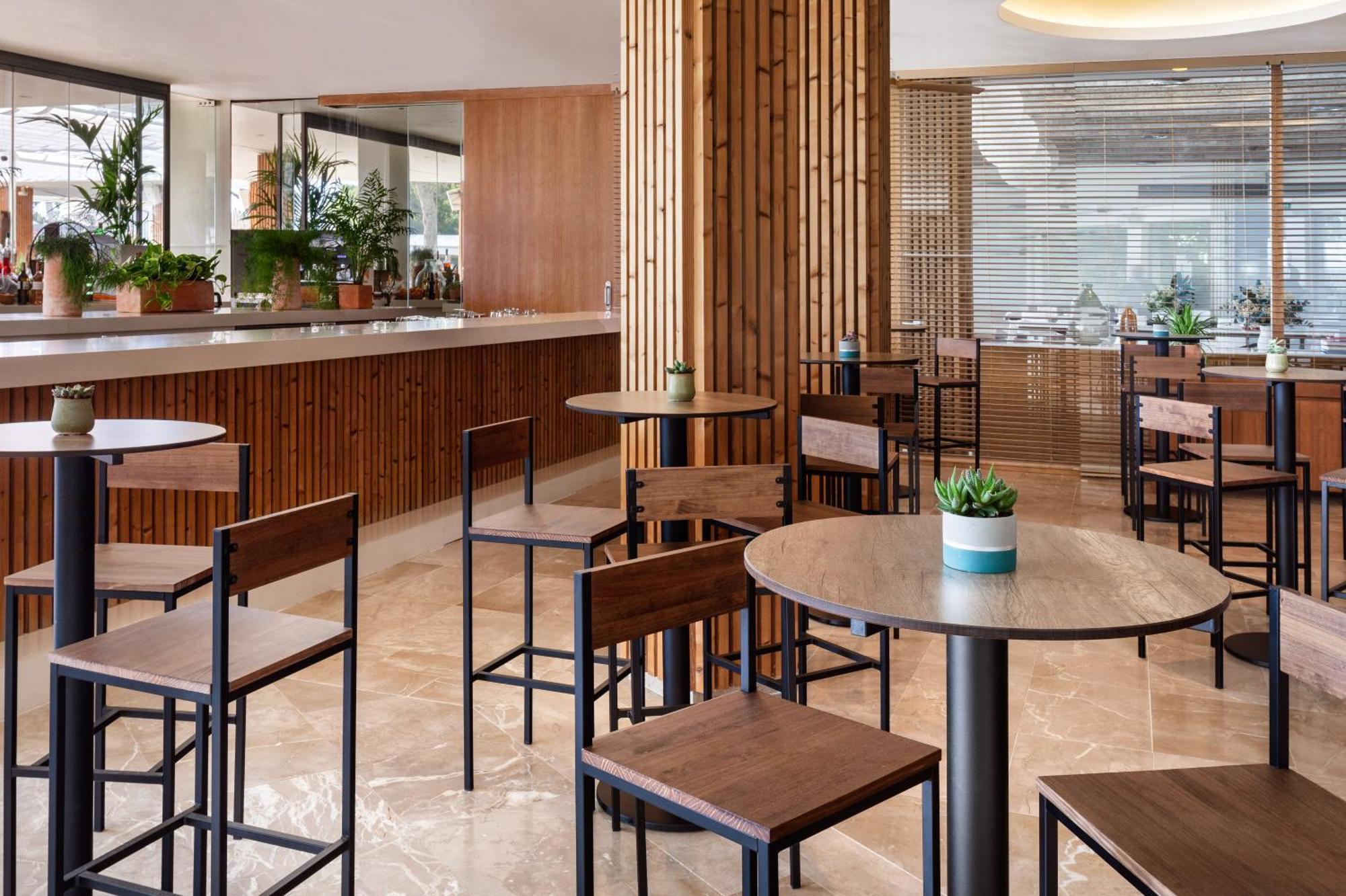 Meliá South 4*