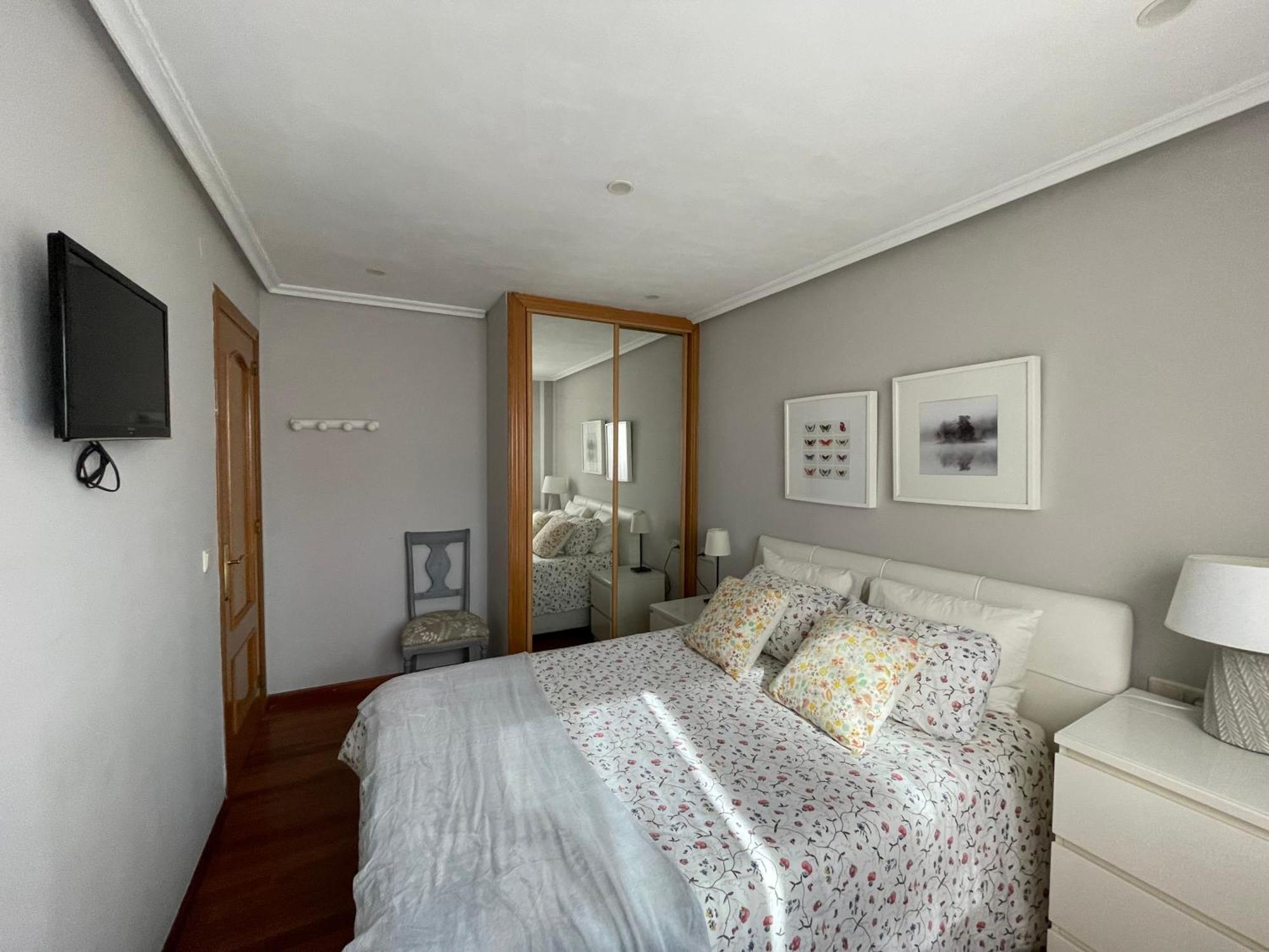 Apartamento Avenida De Toro Llanes