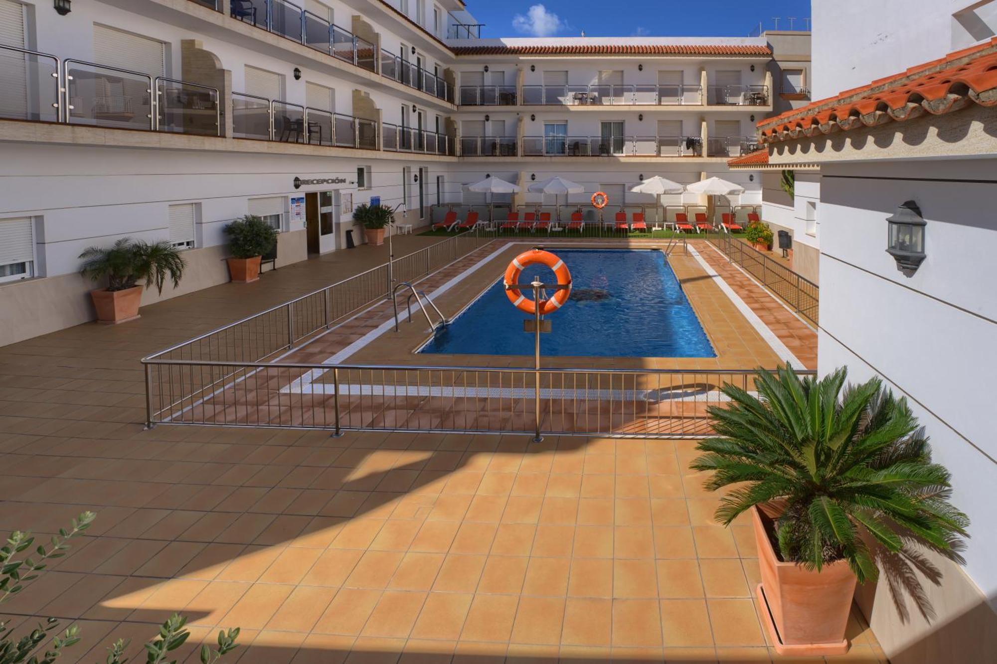 Loto Conil 3*