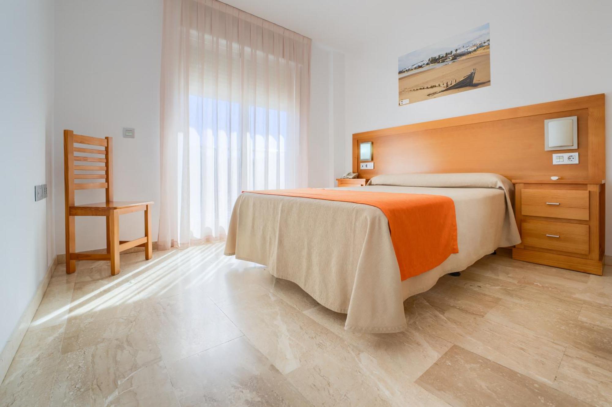 Aparthotel Loto Conil Conil De La Frontera