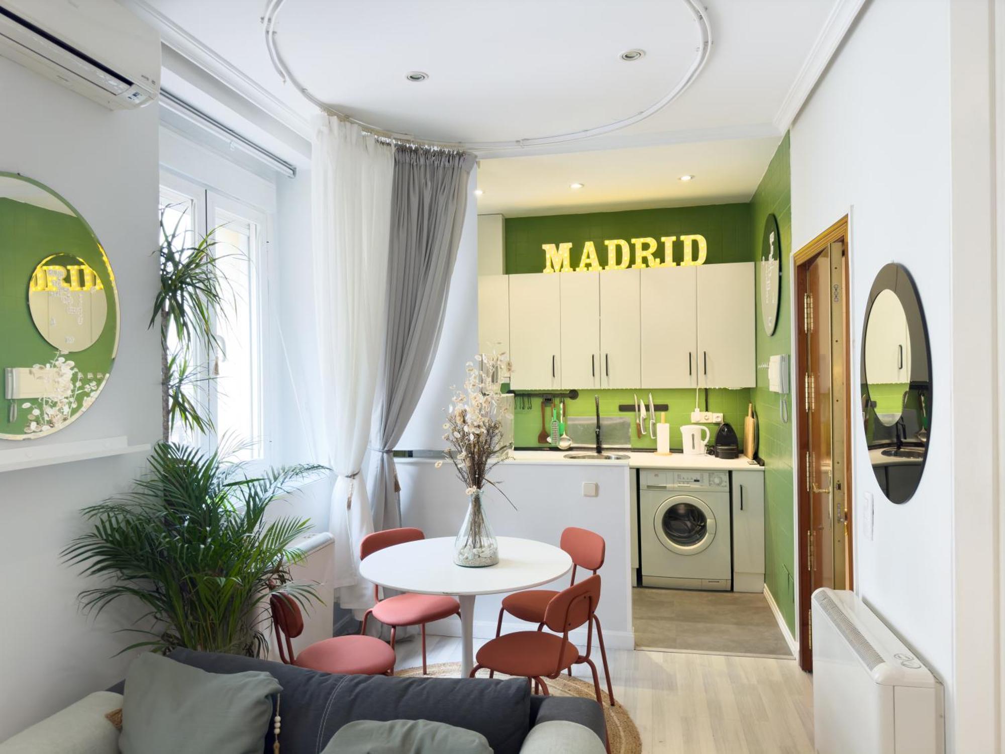Disfruta Del Barrio De Letras Apartment