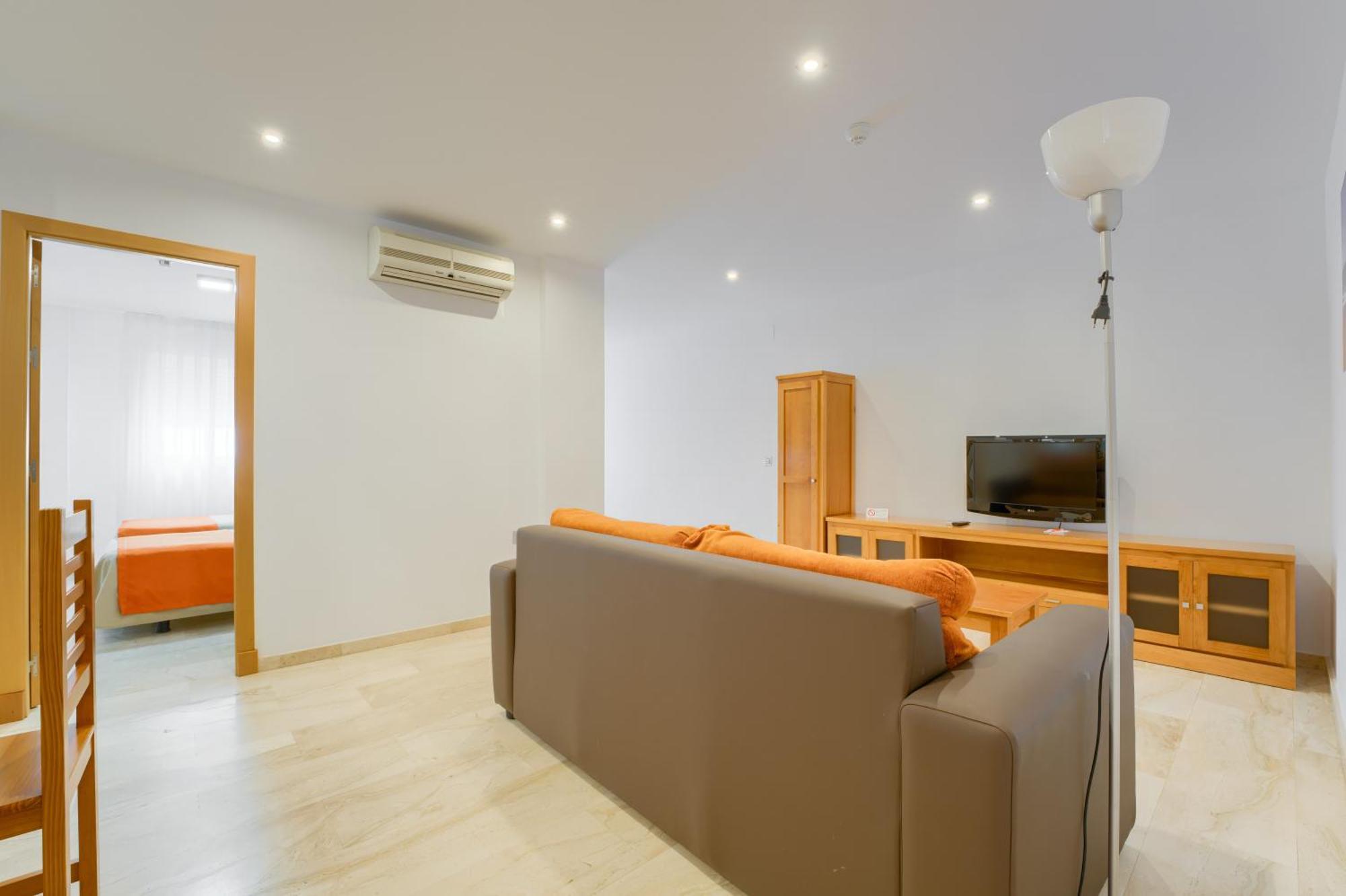 Loto Conil Aparthotel 3*