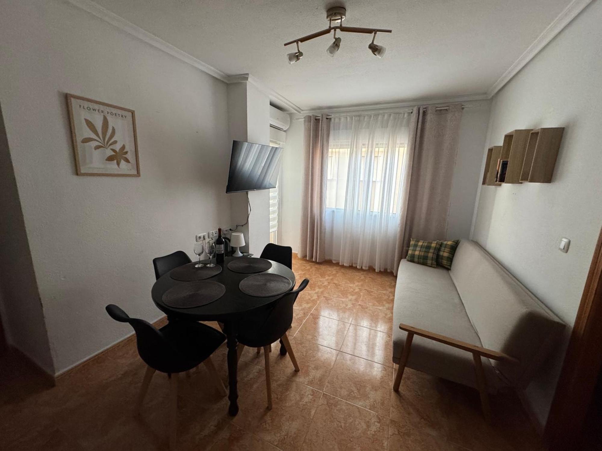 Apartment Almuden's Apartment, High-speed Free Wifi, 250m To Beach, The Center Of Torrevieja