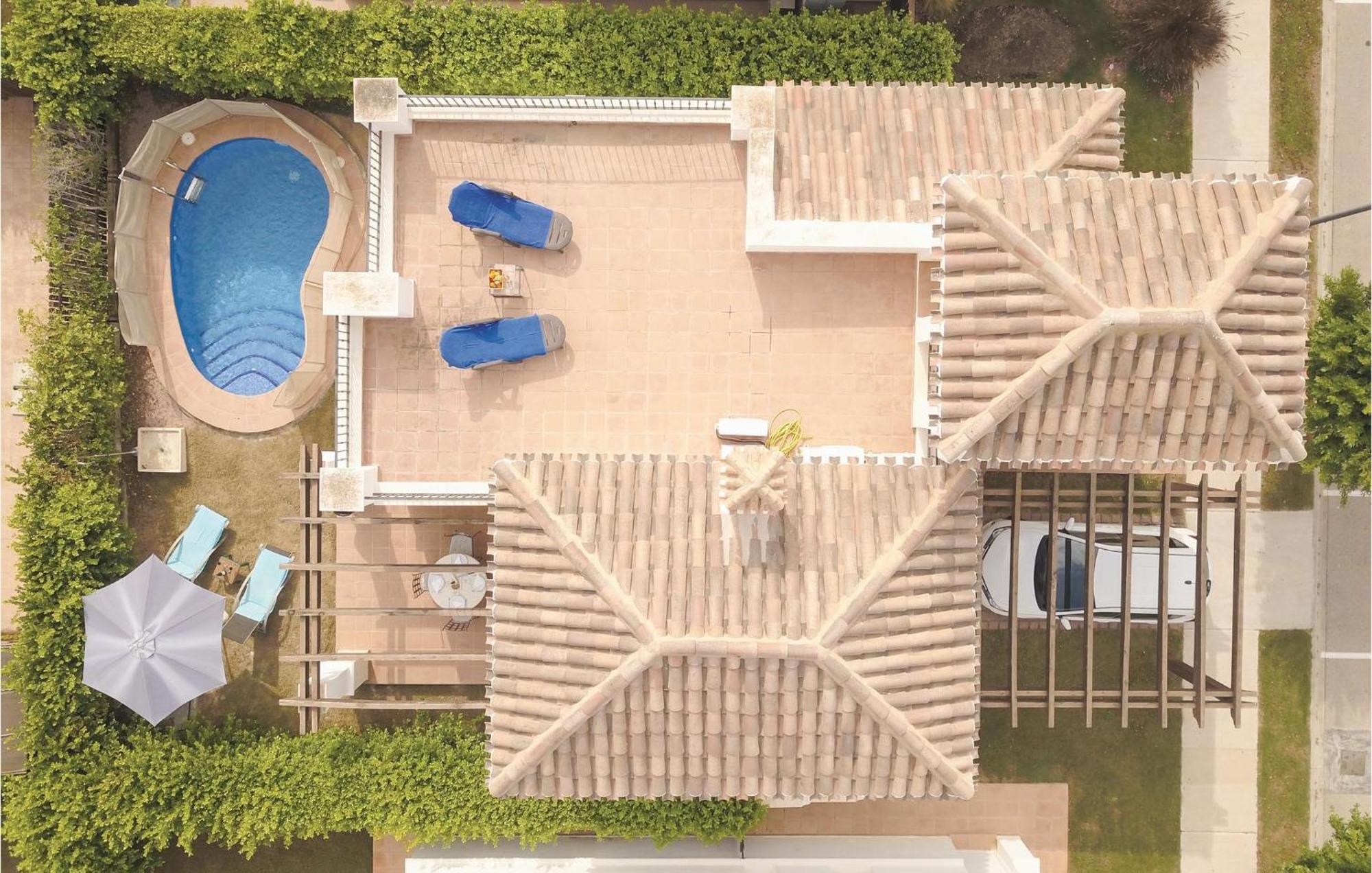 Holiday home 2 Bedroom Lovely In