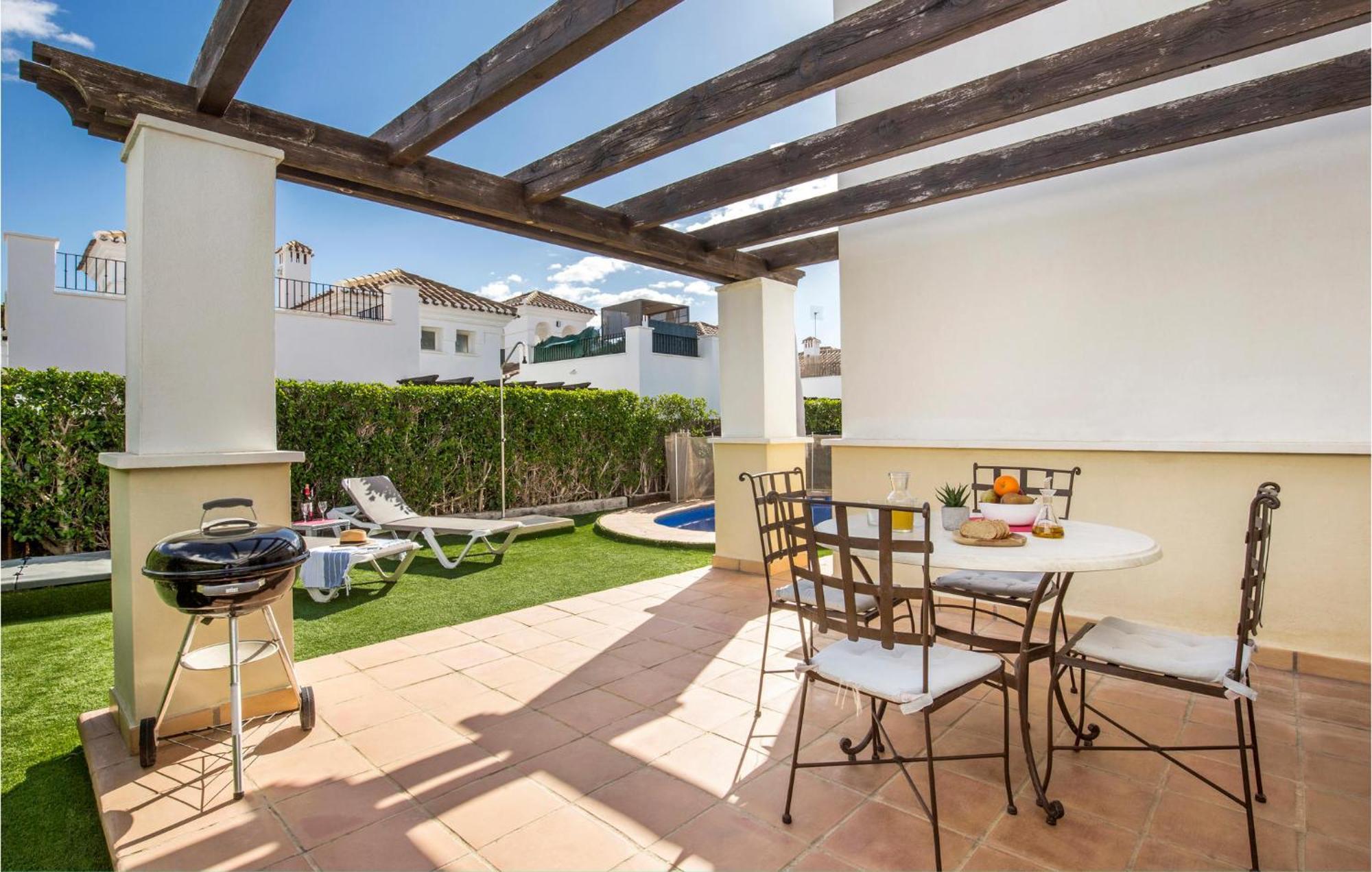 2 Bedroom Lovely In