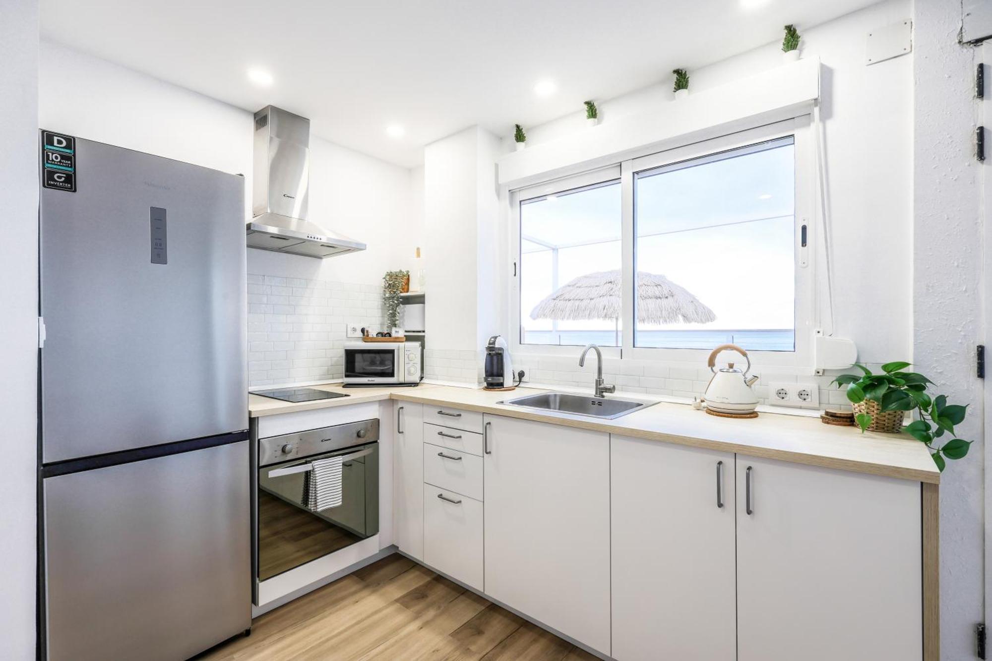 Lux Penthouse Mediterranean Views Front Apartment