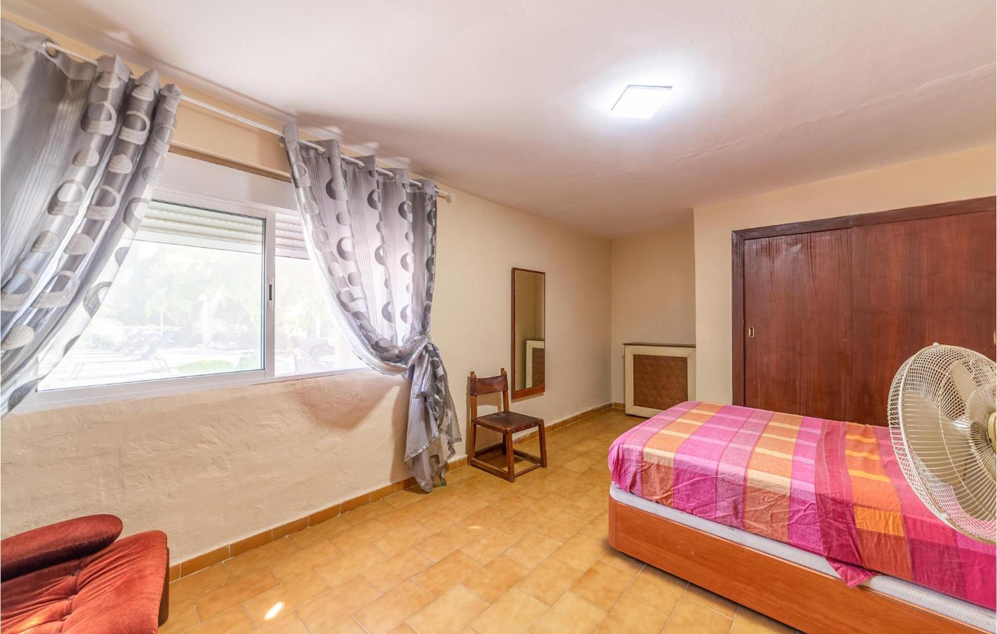 Сasa de vacaciones Gorgeous In With Kitchenette