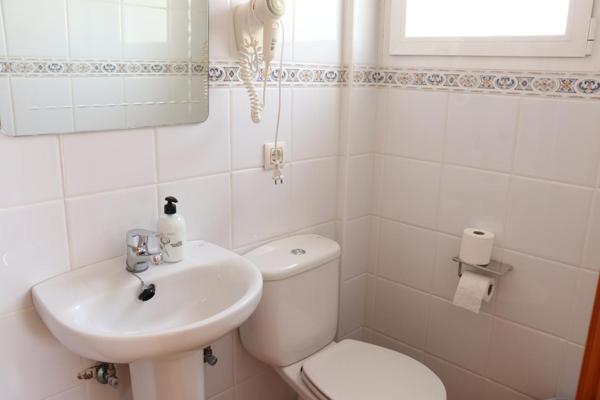 Guest house La Paloma Ii 2*