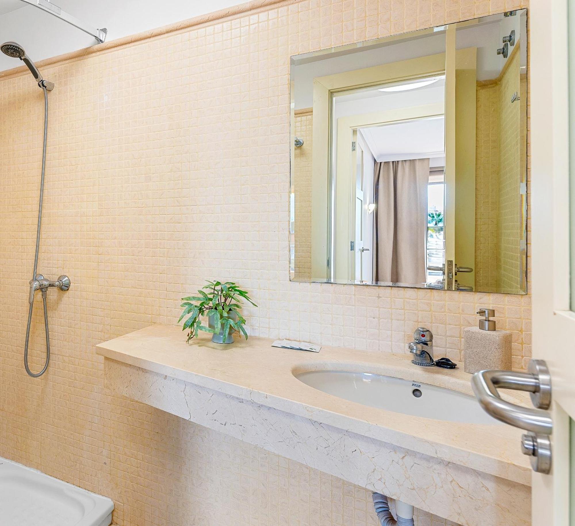 Apartamento 2bdr Ocean And La Gomera Vista Getaway Puerto de Santiago (Tenerife)
