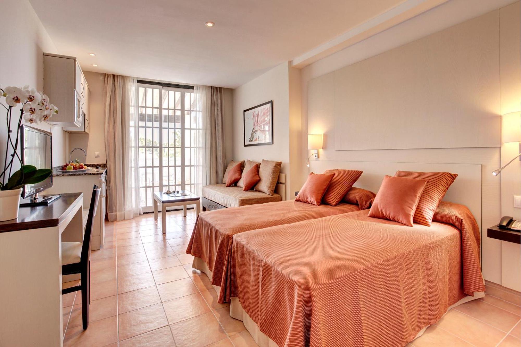 Aparthotel Grupotel Club Menorca Son Xoriguer