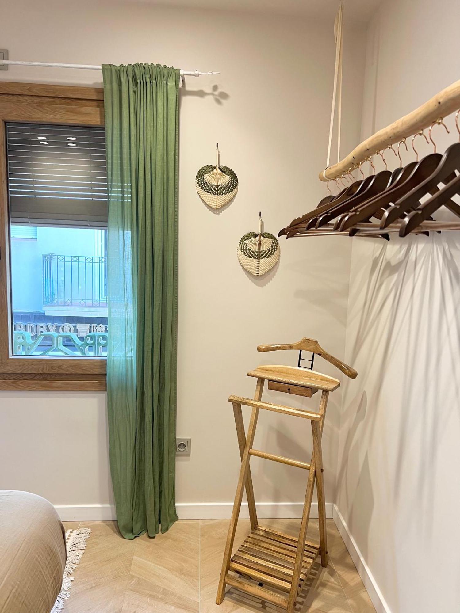 Montroig 5 Boutique Aparthotel *