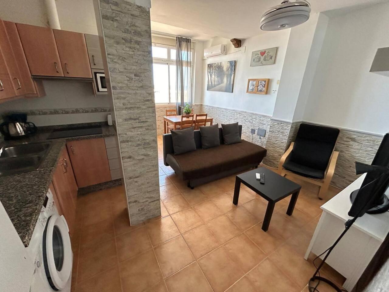 Apartamento Frente Al Mar - Pedregalejo Málaga