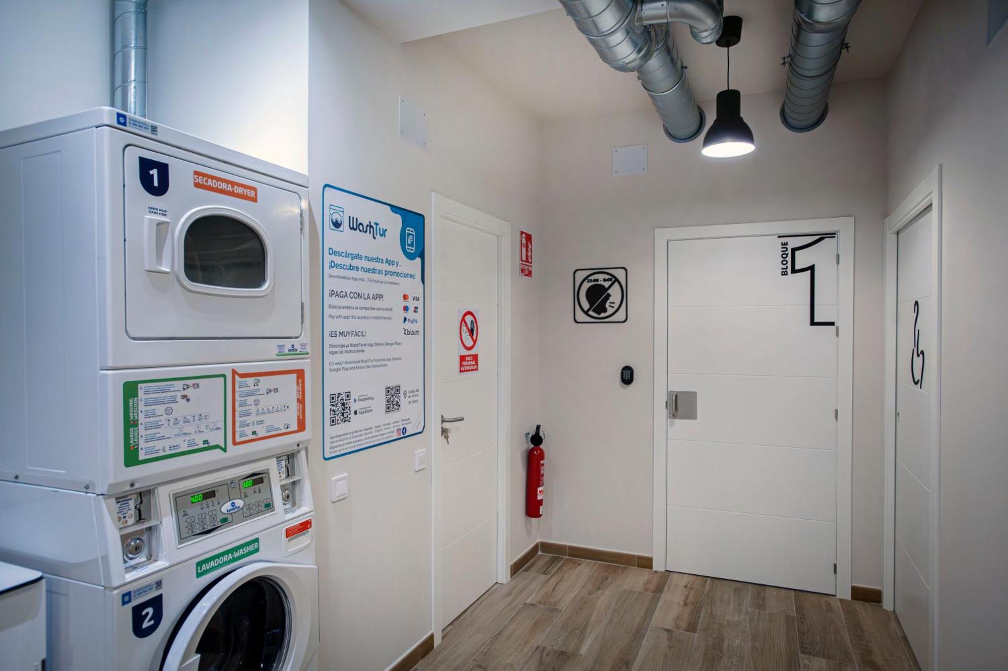 Hostal Dos Estaciones - Free Towels, Coffee & Tea, Remote Check-in *