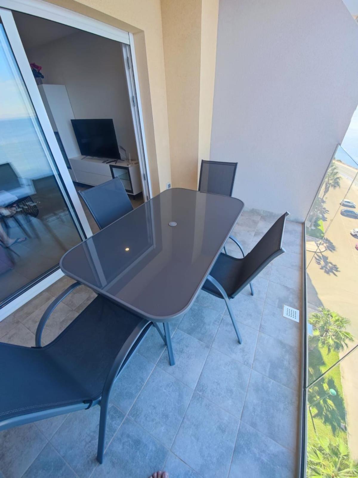 Blue Laguna Playa Principe Apartment
