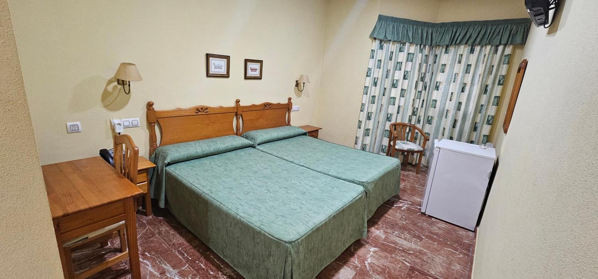 Hotel Albohera Playa 3*