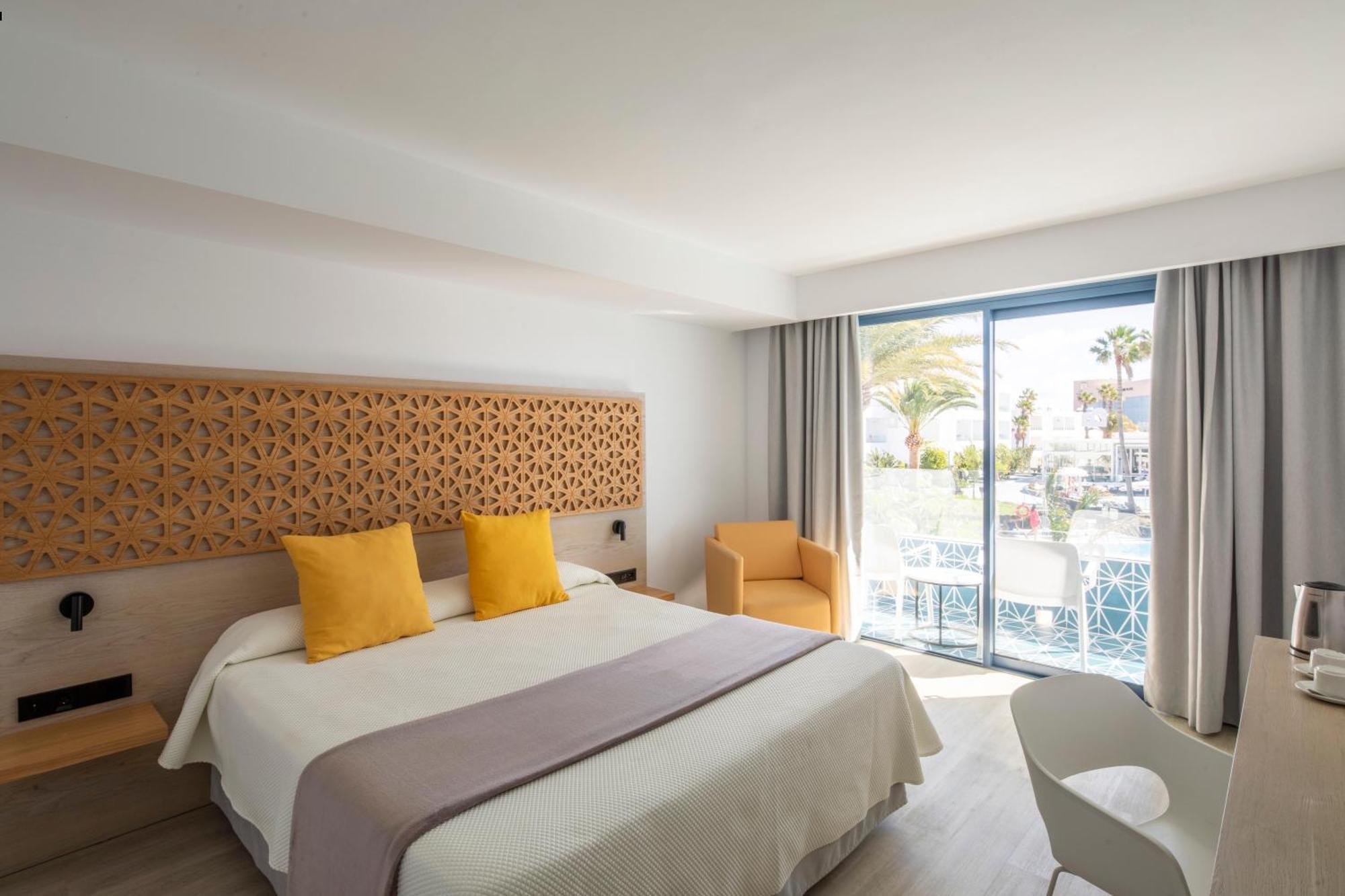 Hotel Oasis Lanz Mate Costa Teguise