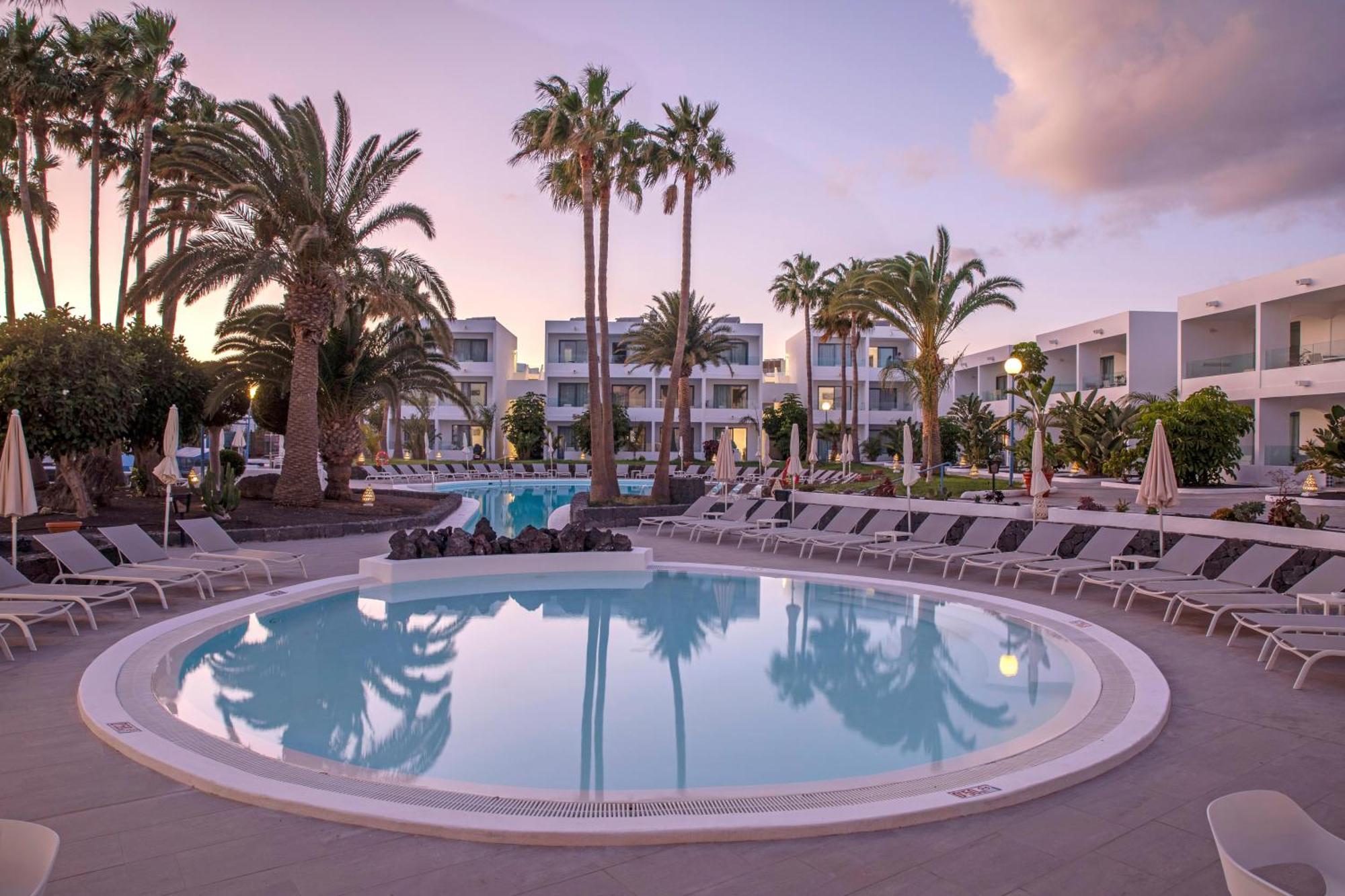 Oasis Lanz Mate Hotel