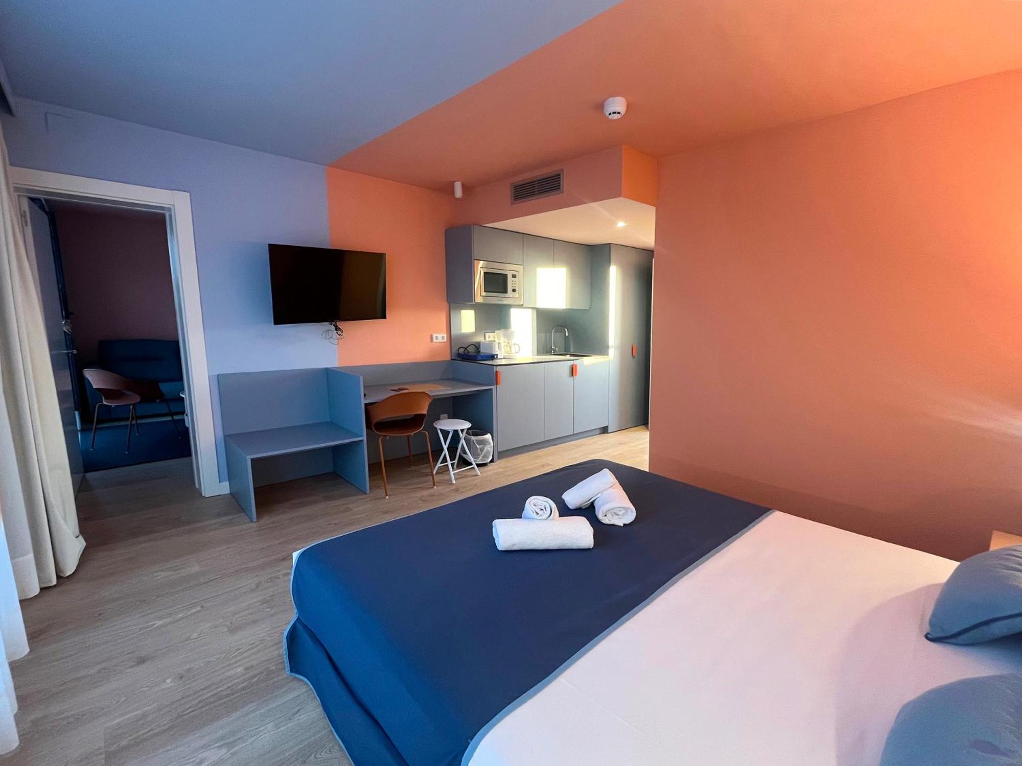 Apartamento La Marina Sunset 3000 *