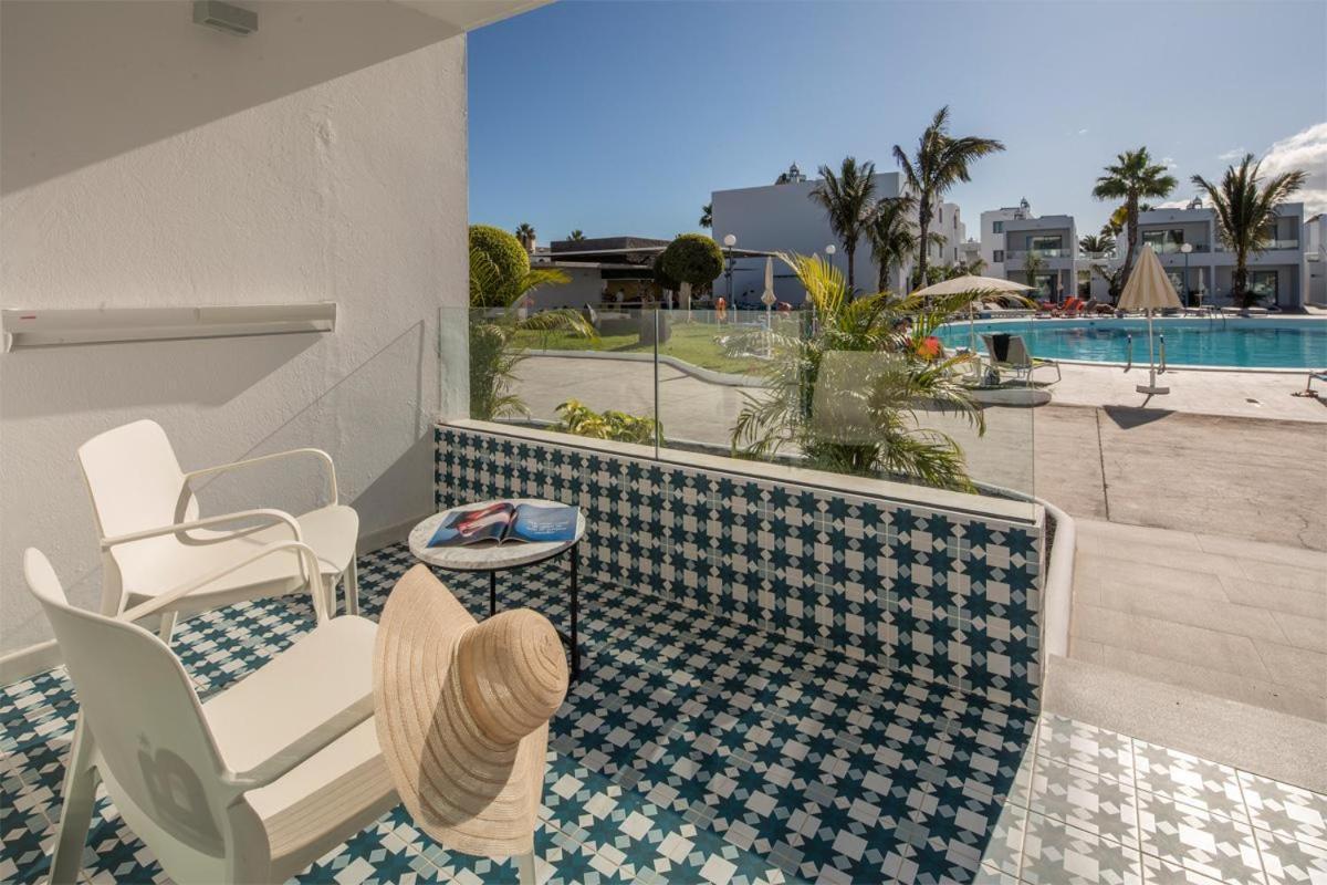Oasis Lanz Mate Costa Teguise
