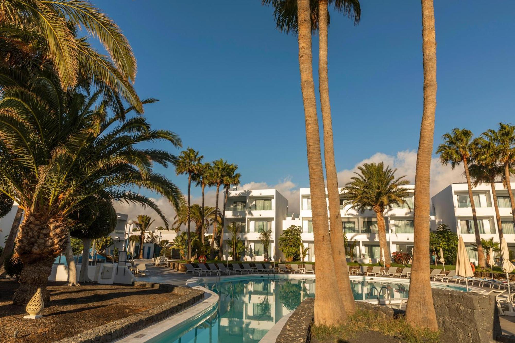 Oasis Lanz Mate Hotel 4*
