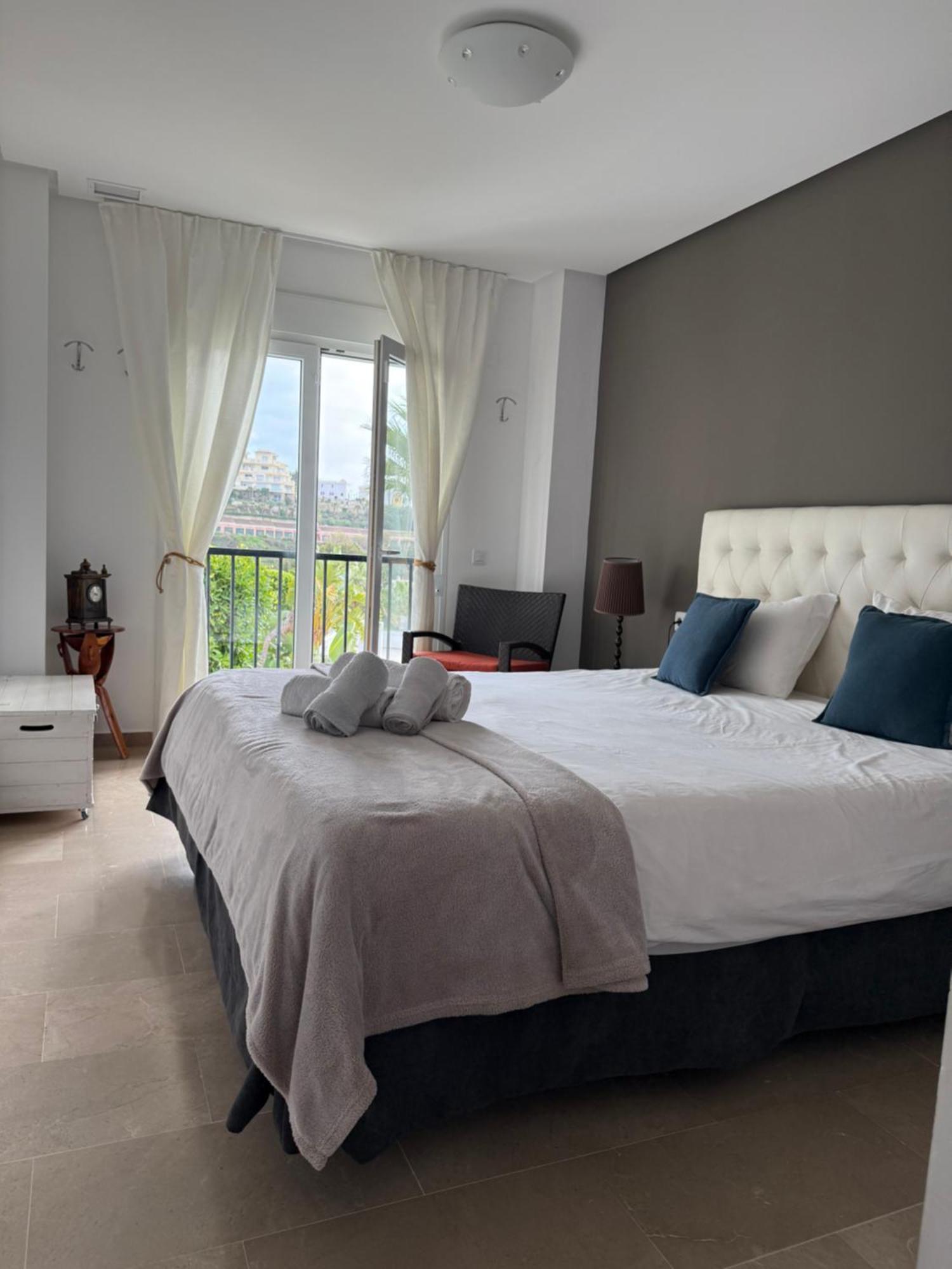 Apartment Miraflores Golf Gardens Ii Luxe At Riviera Del Sol Sitio de Calahonda