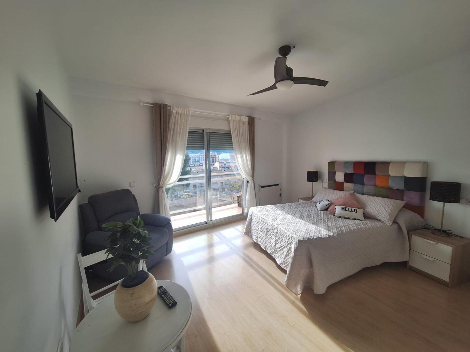 Atico Duplex Baladrar: Spacious Terrace Retreat Near Denia & Golf