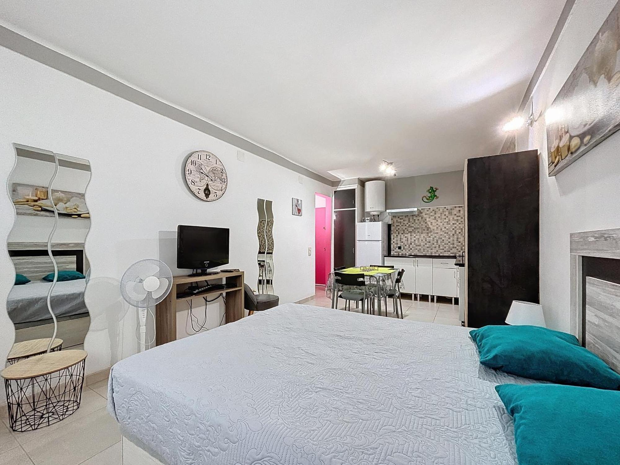 Apartamento Pi Y Sunyer 8 4 - Estudio A 50 M De La Playa