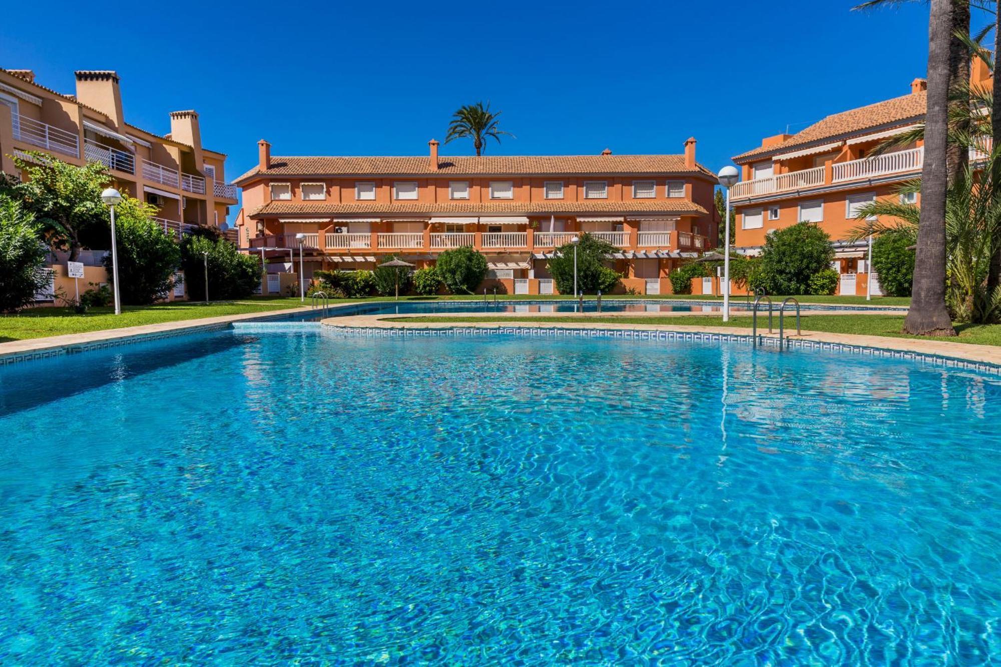 Premium En Planta Baja Junto Al Y Playa Del Arenal