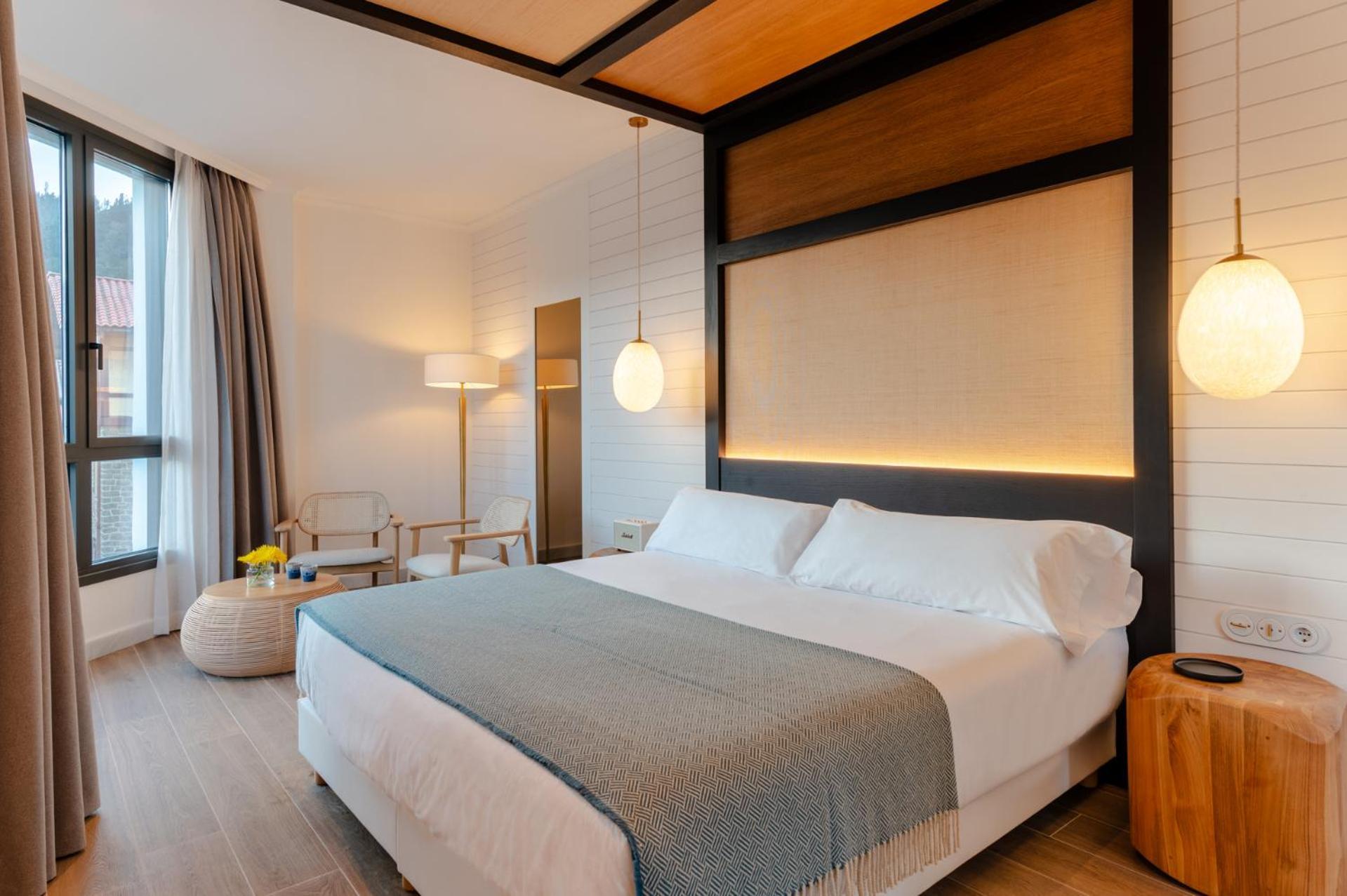 Hotel Hiru Uhinak Deba
