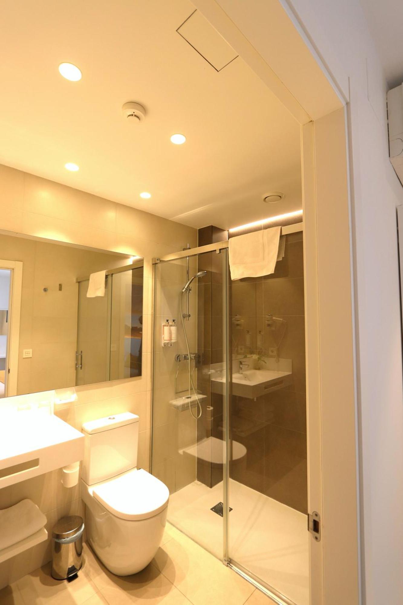 Guest house Txingurri 2*