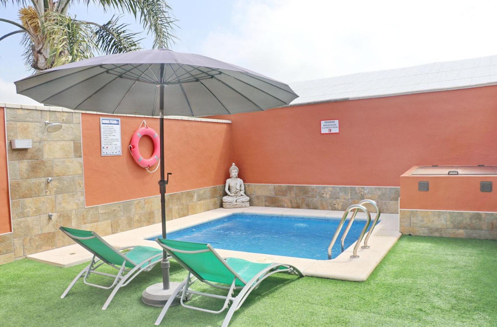 Sultan Con Piscina Chalet *