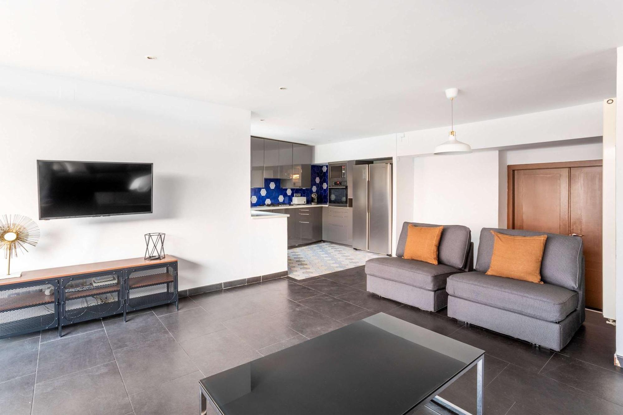 Apartment Amazing 3 Bedroom Penthouse In Plaza Espana *