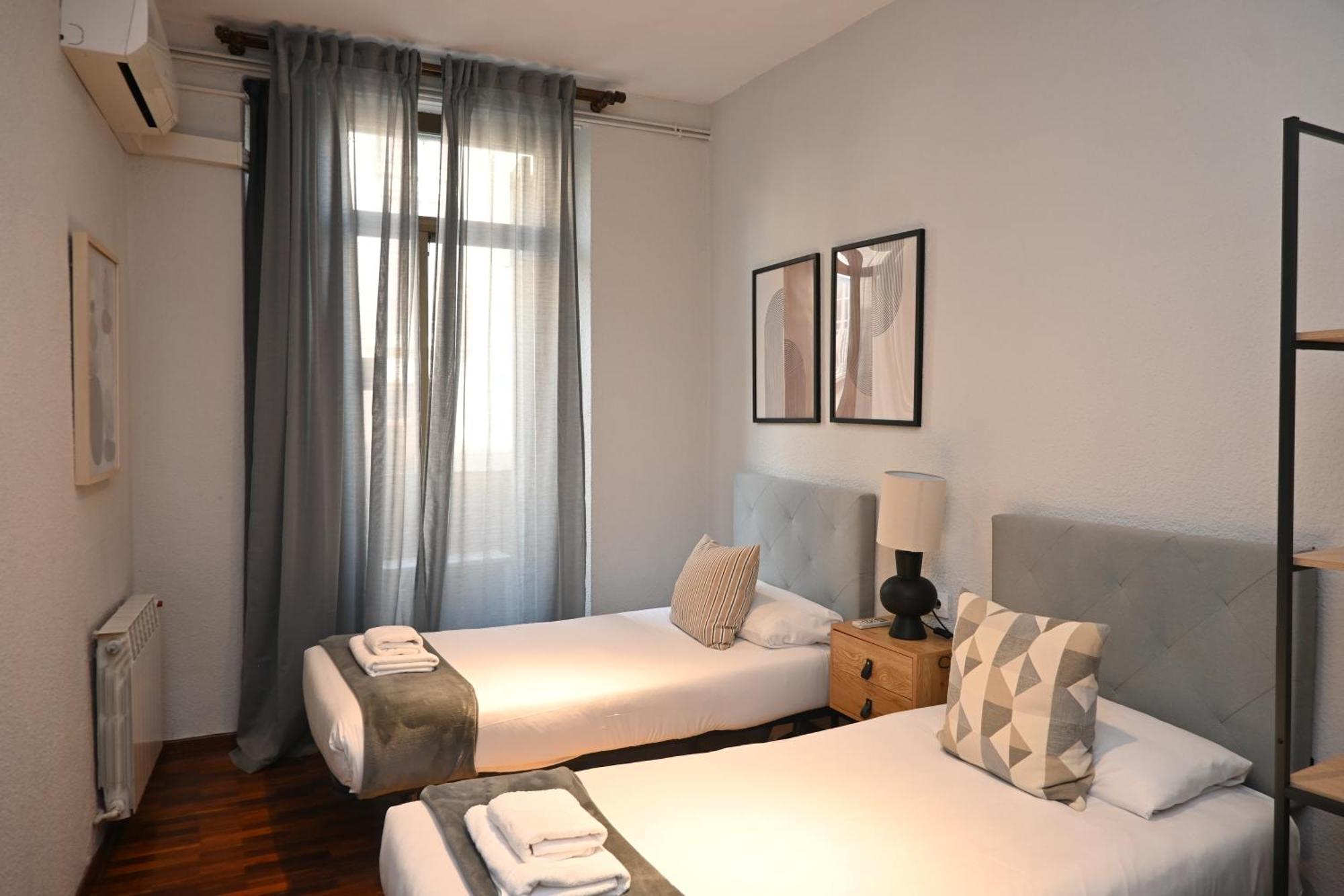 Apartment Homenfun Ramblas Barcelona