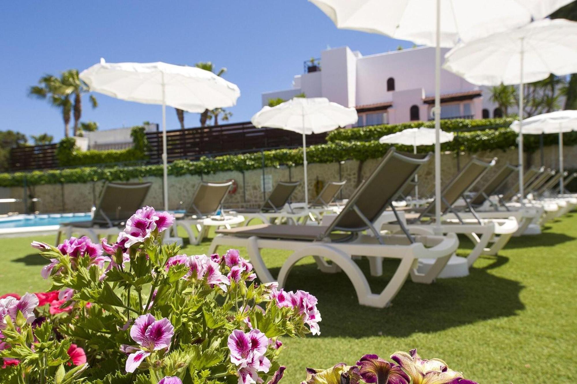 Casual Bahia Ibiza 3*